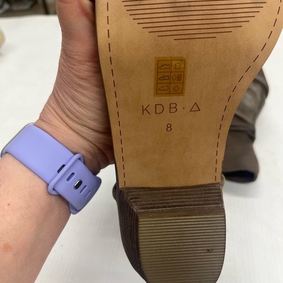 Kelsi Dagger Taupe and Olive Ankle Boots - Picture 2 of 5